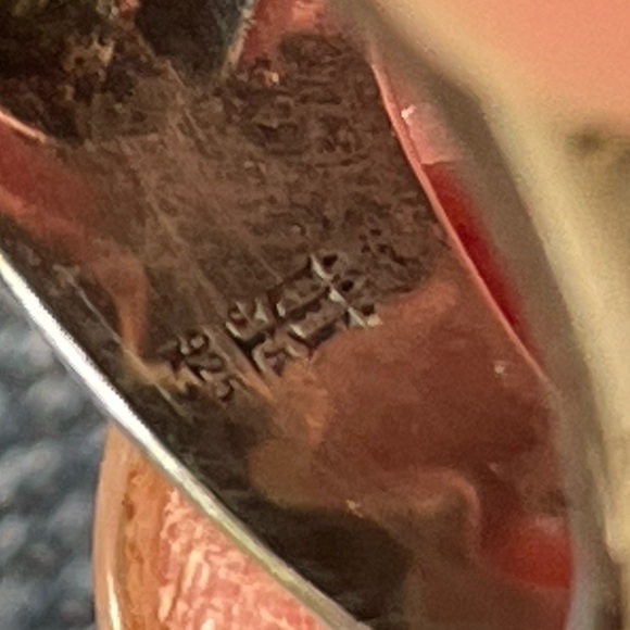 James Avery Sisterhood Ring - Picture 5 of 9